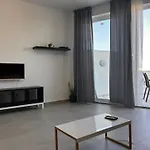 Qawra Penthouse 4person Ac+wifi Apartment
