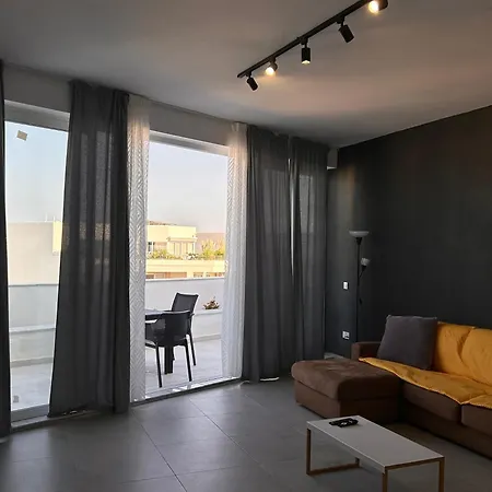 Qawra Penthouse 4person Ac+wifi St. Paul's Bay