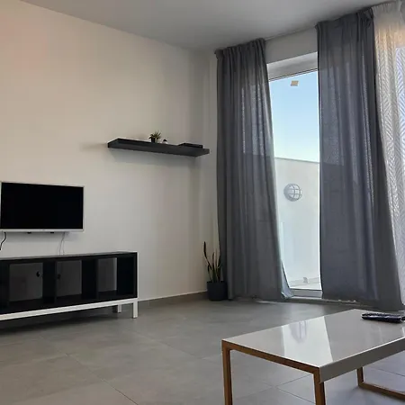 Apartment Qawra Penthouse 4person Ac+wifi