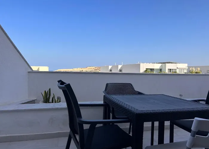 Qawra Penthouse 4person Ac+wifi *