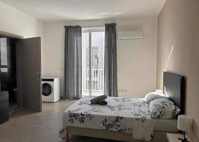 Qawra Penthouse 4person Ac+wifi Daire *