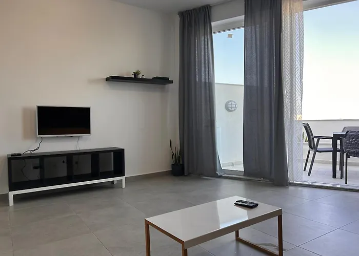 Qawra Penthouse 4person Ac+wifi Daire